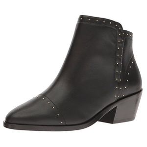 Joie women's black ankle bootie, size 9.5M​
